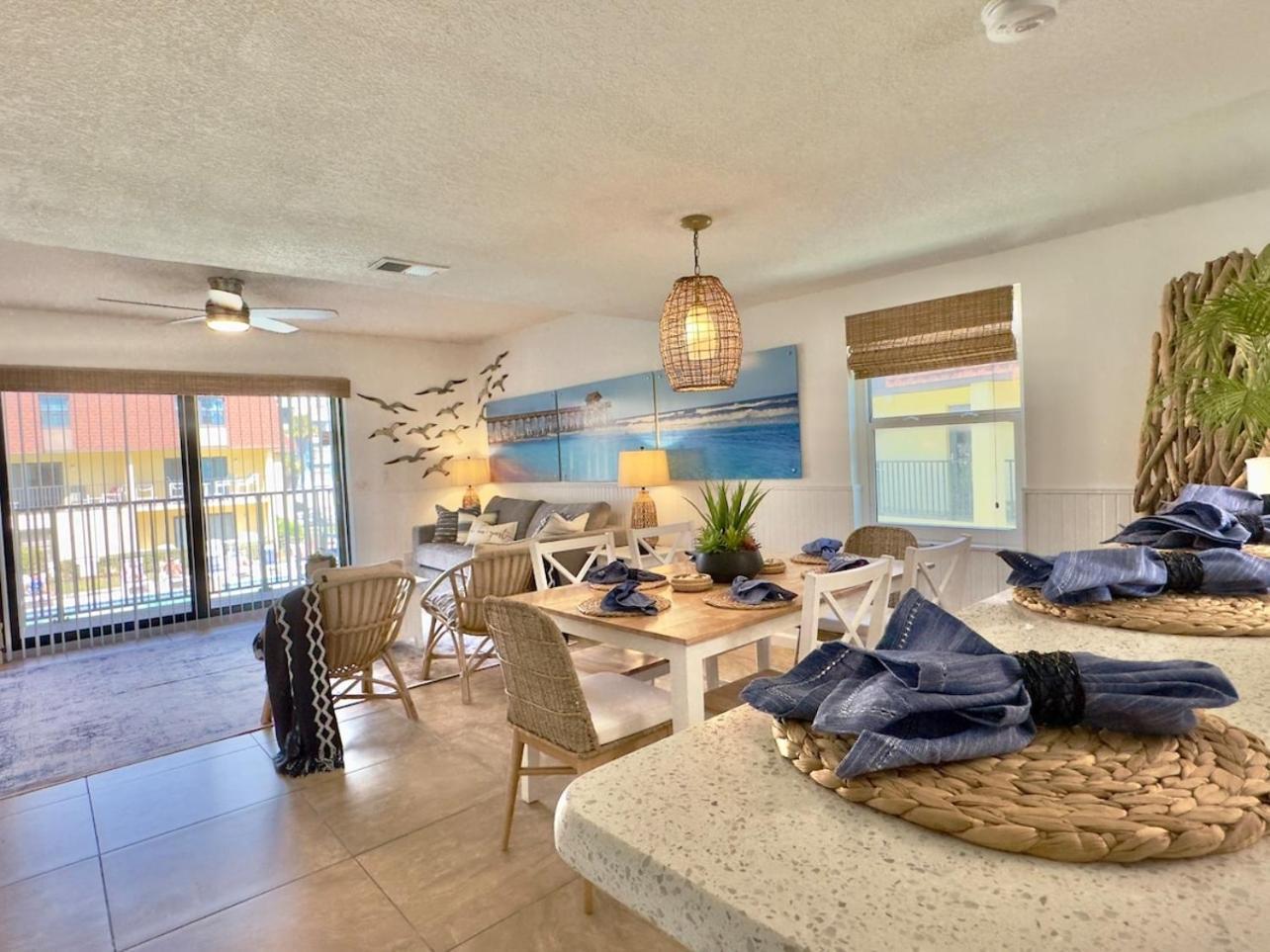 Pier Pressure Beachfront Wpool ココアビーチ エクステリア 写真