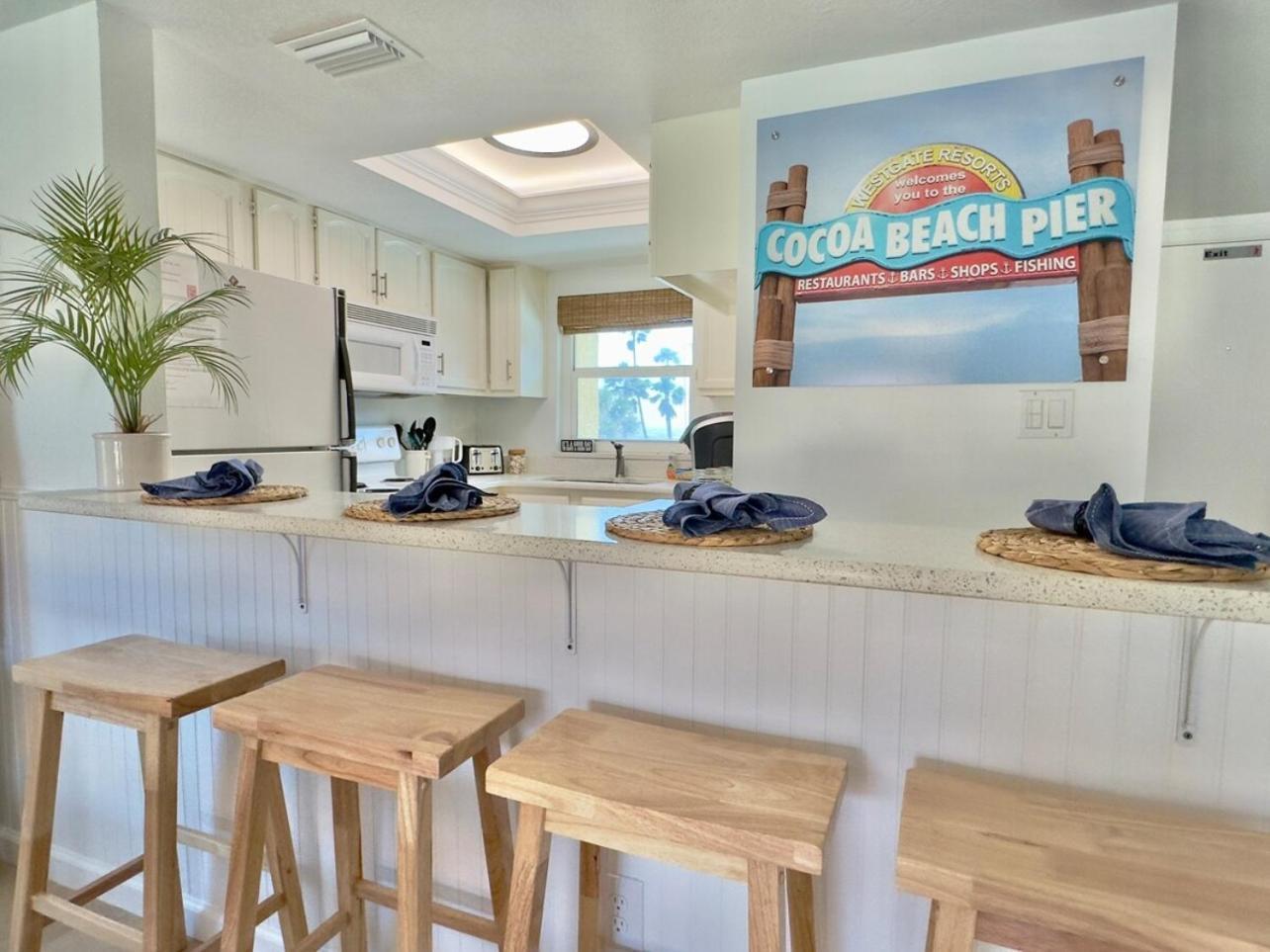 Pier Pressure Beachfront Wpool ココアビーチ エクステリア 写真